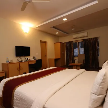 Classic Boutique Hotel & Luxury Service Apartments-2